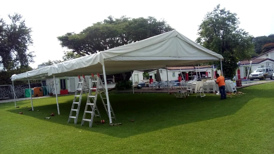 Carpa premium 10 × 15