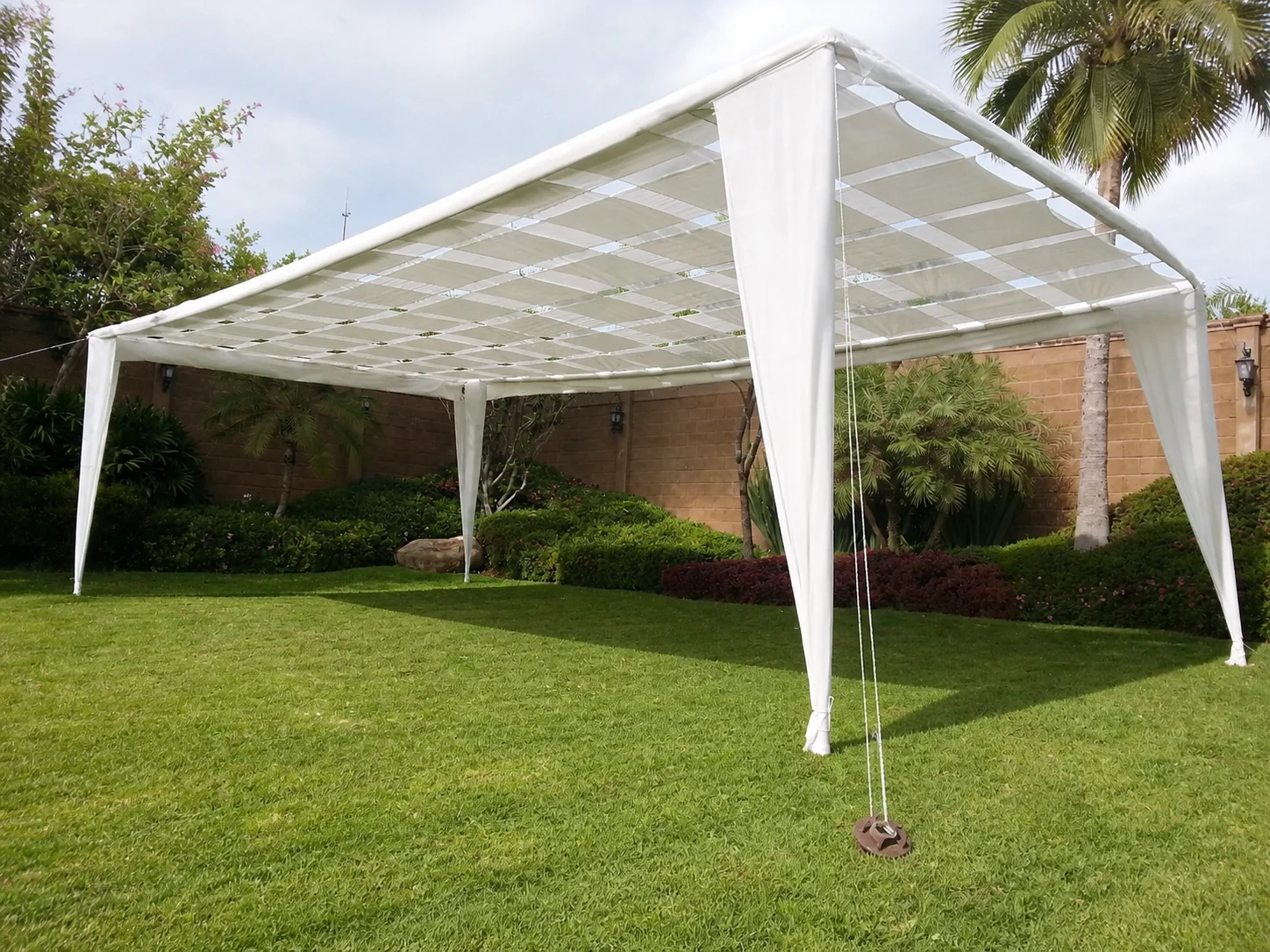 Carpa tira de sol